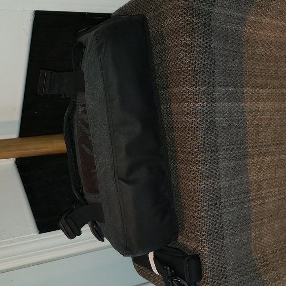 FF 💘🖤💘BRAND NEW MOBILE EDGE BLACK/GRAY 17.3" ECO-FRIENDLY LAPTOP MESSENGER - Picture 7 of 16